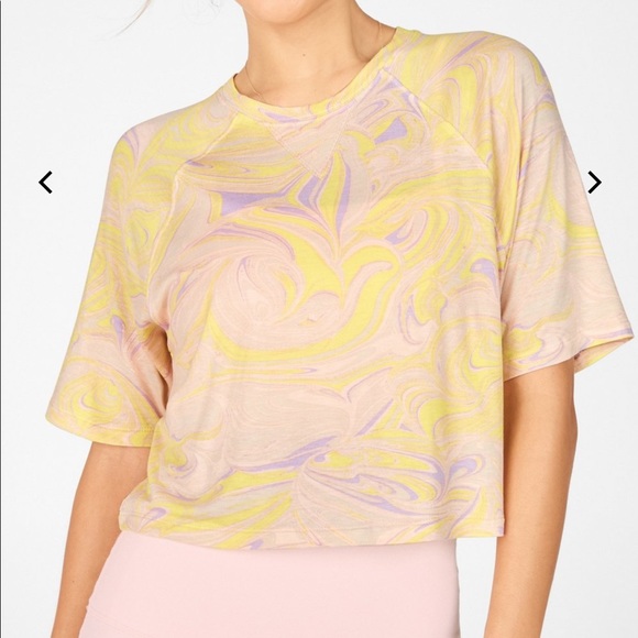 🥳2/$100🥳 3 pice set: leggings, reversible bra & crop tee - Picture 8 of 16